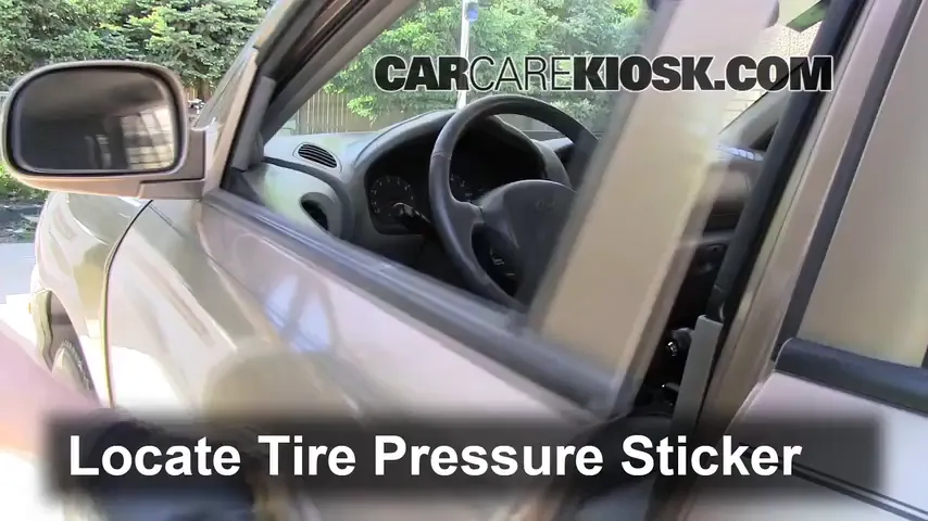 2003 Hyundai Santa Fe GLS 3.5L V6 Tires & Wheels Check Tire Pressure